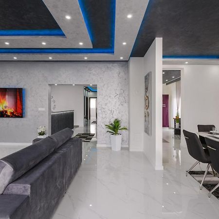 PUY Complex Villa White מראה חיצוני תמונה