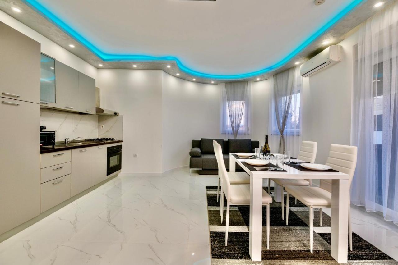 PUY Complex Villa White מראה חיצוני תמונה