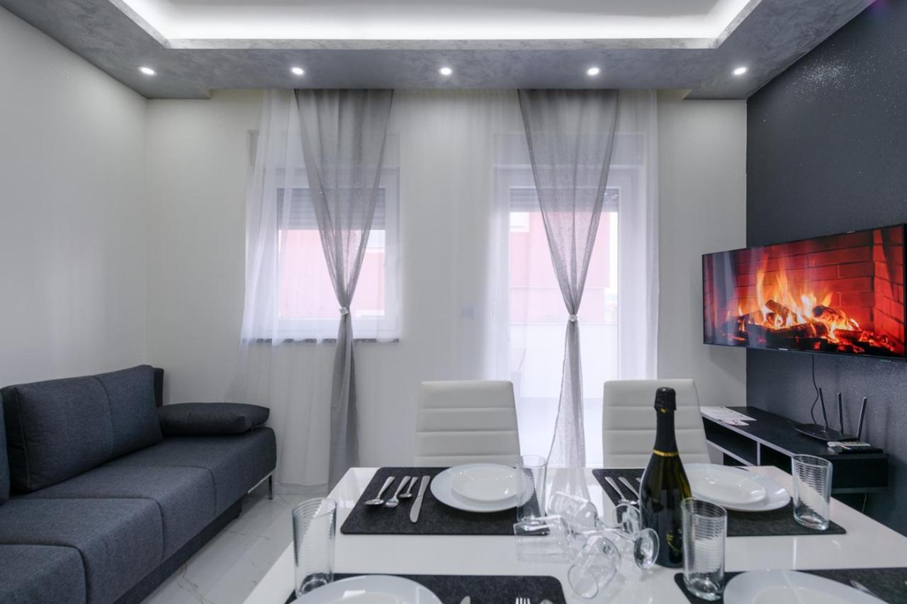 PUY Complex Villa White מראה חיצוני תמונה
