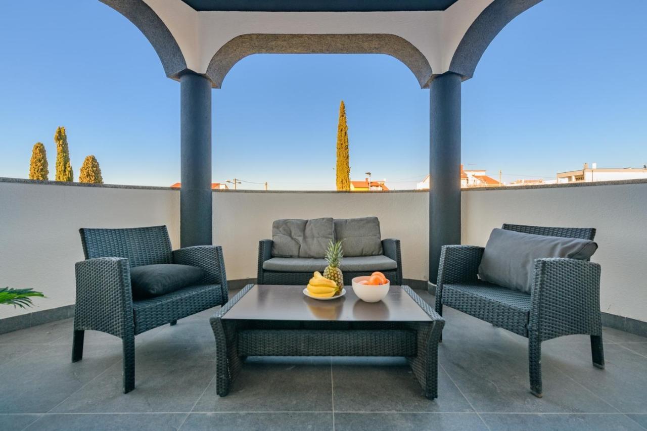 PUY Complex Villa White מראה חיצוני תמונה